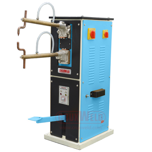 Pedal Operated Spot Welder in India Rockers Arm Type Spot Welding