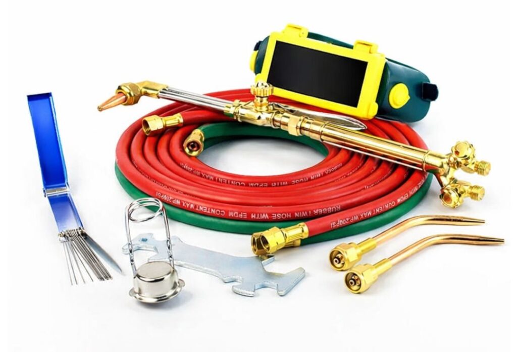 Oxy acetylene welding kit with safety goggles and striker included