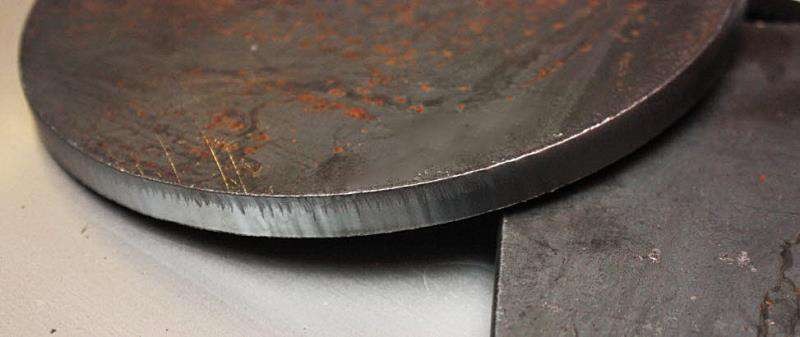Plasma-cut circular plate sample